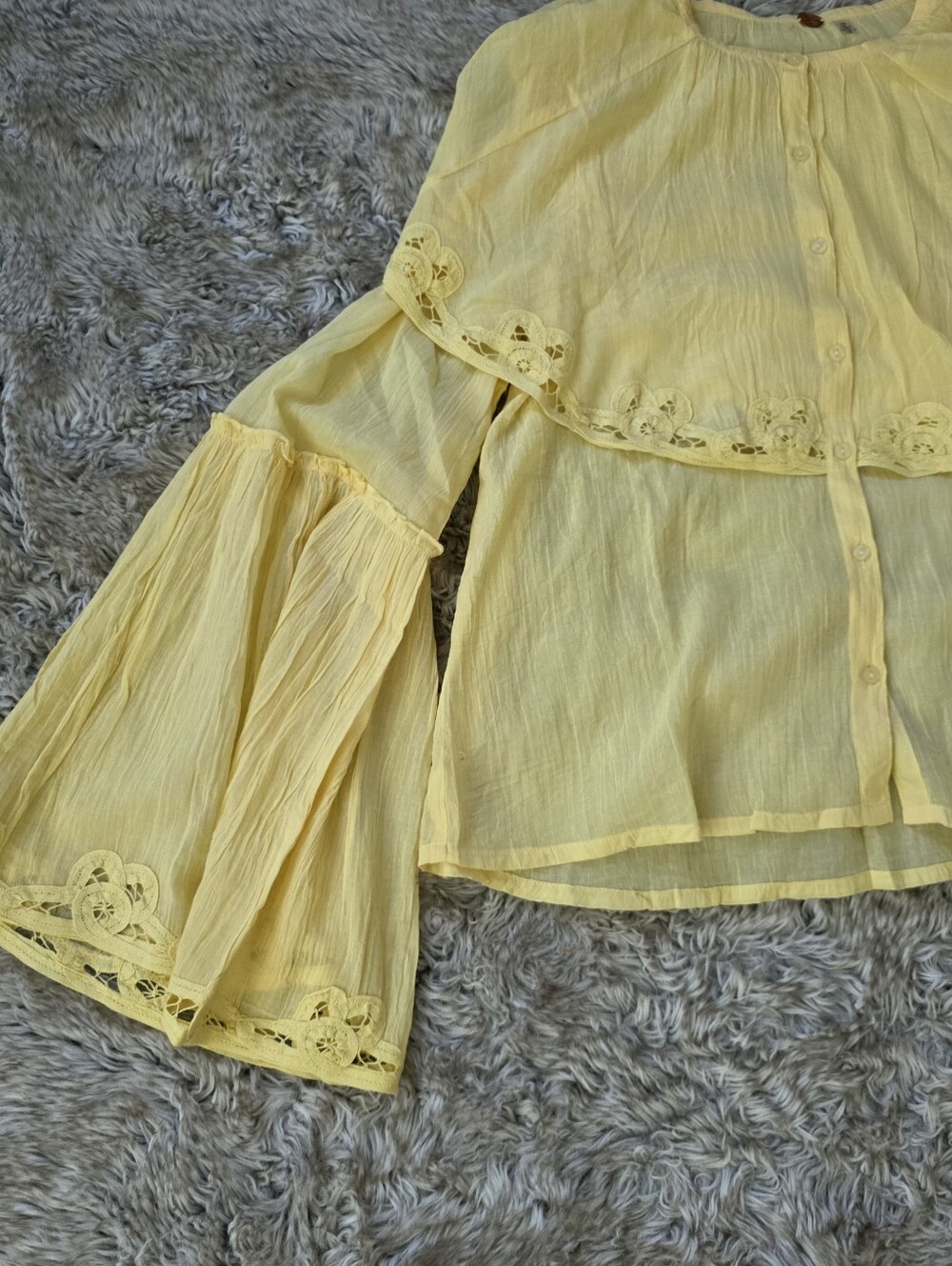 Free People Riley Battenburg Yellow Ruffle Button Front Top Women’s Medium - Picture 3 of 12